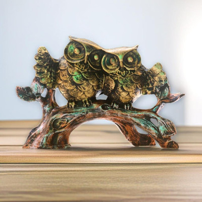 Miss Peach Handcrafted Enchanting Sentinel: Resin Owl Statue gift living room decoration Decorative Showpiece  -  15 cm(Polyresin, Multicolor)