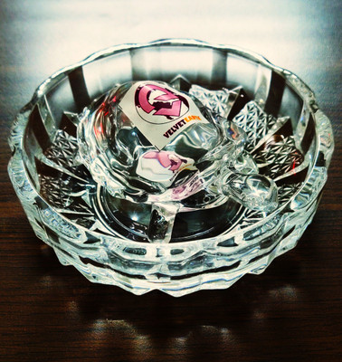 sharda Enterprises Green-kivvi Crystal Turtle Tortoise for Good Luck in Plate Feng Shui Vastu Set for Career (Transparent) Decorative Showpiece  -  3 cm(Crystal, Clear)
