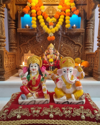 aaradhya Laxmi Ganesh ji Decorative Showpiece  -  12 cm(Polyresin, Red)