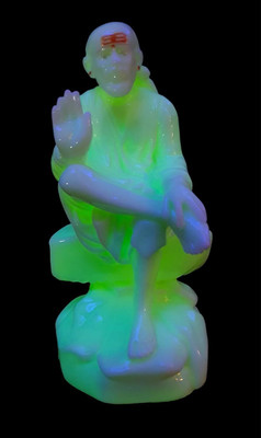 Hemant art Shirdi Sai Baba Radium Marble Aashirwad Idol,Statue, Glowing in Night 5.. Inch Decorative Showpiece  -  13 cm(Marble, White)