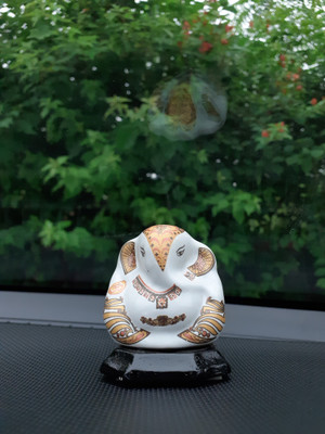 Spreading Smiles Spreading Smiles ganesh idol for car dashboard White Colour Lord Ganesha Statues Decorative Showpiece  -  6 cm(Polyresin, White)
