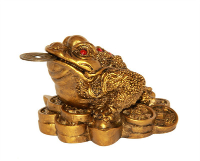 Feng Shui Art Vastu / Three Legged Frog With Coin For Wealth And Happiness Decorative Showpiece  -  5 cm(Polyresin, Gold)