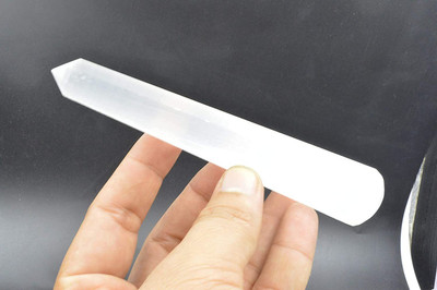 Fikup Natural Agate Selenite Crystal Stones Fengshui Wand Round Shape Tower for Reiki Decorative Showpiece  -  2.5 cm(Crystal, Clear)