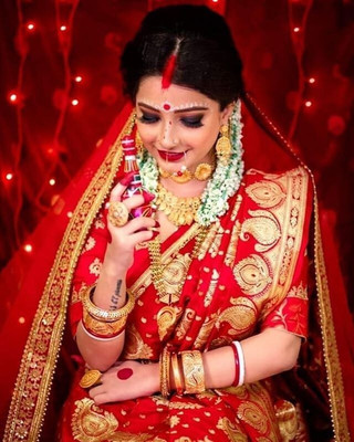 Amaryllis HIGHEST QUALITY MATTE FINISH WATER PROOF & LONG LASTING LIQUID SINDOOR(Red)