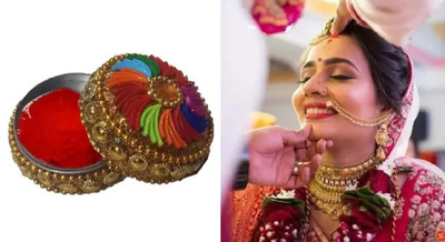 Amaryllis Sindoor Moti Dibbi - kumkum Box with Sindoor Sindoor(Red)