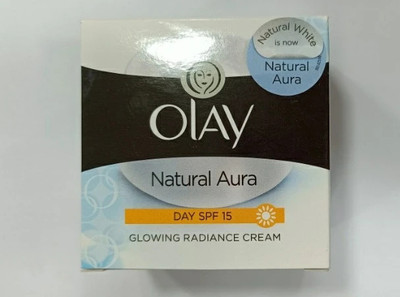 OLAY Natural Aura day Cream with Vitamin B3,B5, E and SPF 15(50 g)