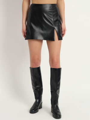 Zastraa Solid Women Skorts Black Skirt