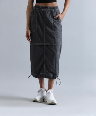 Bene Kleed Solid Women Regular Grey Skirt