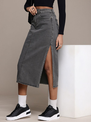 Roadster Solid Women Straight Black Skirt