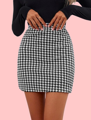 Maheshvi Solid Women Pencil Black Skirt