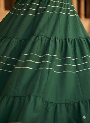 HarryStyle Solid Women Flared Green Skirt