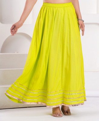 Clothy N Wave Solid Women Flared Green Skirt