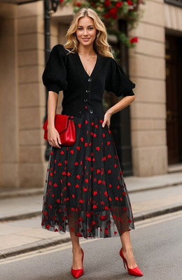 GUNHILD Printed Women Flared Black, Red Skirt
