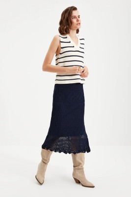 Trendyol Solid Women A-line Dark Blue Skirt