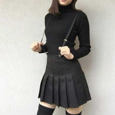 The Kd Solid Women Pleated Black Skirt