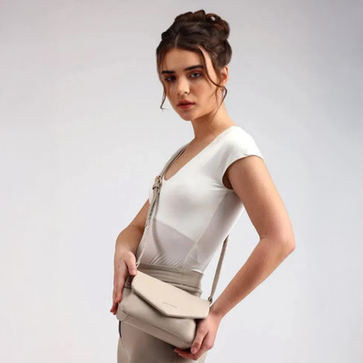 LINO PERROS Beige Shoulder Bag Womens Beige Hand Bag
