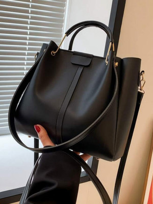 accomade Black Hand-held Bag Casual Women’s Shoulder Bag in pu-Leather- Spacious Tote with 1 Main Compartment
