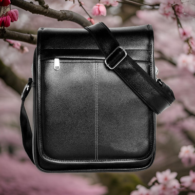 Shivra Black Sling Bag Men Sling Bag extra large (S-11*8.5*3)
