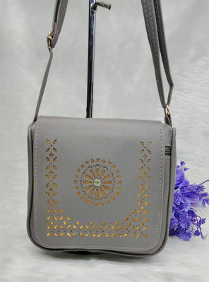 SIZI CREATION Silver Shoulder Bag SZ0021