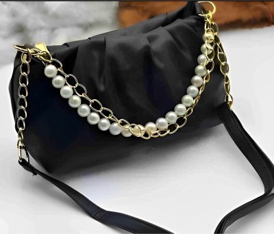 Cleto Black Sling Bag CLT BOX_CHAIN_BK_18