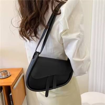 GrabOn Black Sling Bag Fashion Saddle Bag New Small Shoulder Bags for Women