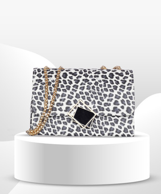 Leather Land Black, White Sling Bag Designer Sling Box Golden Chain In Black Cheetha
