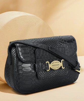 HIDESIGN Black Sling Bag RHETT