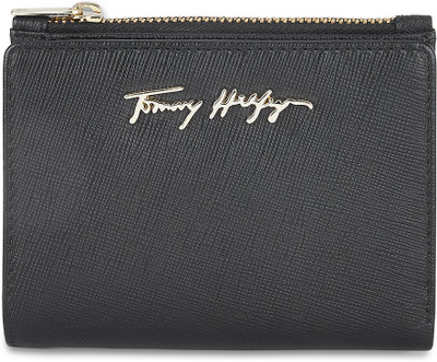 TOMMY HILFIGER Women Black Genuine Leather Wallet(8 Card Slots)