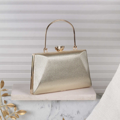 MOCHI Gold Clutch 38-139