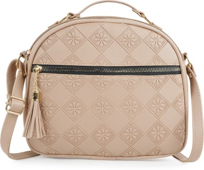 house of common Beige Shoulder Bag Elegant Fancy Fashionable Satchel Travel Crossbody Women Slingbag