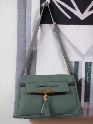 AARFA ENTERPRISES Green Shoulder Bag LV TYPE