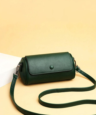 HorseandHash Green Sling Bag Trendy Sling Bag for Women Modern & Versatile Crossbody Shoulder Bag