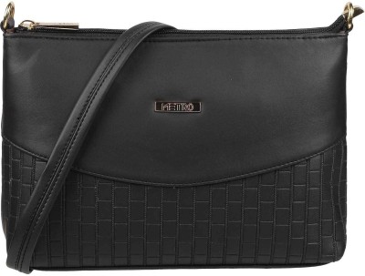 METRO Black Messenger Bag 66-7249-Black