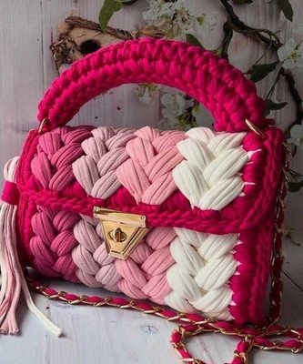 JNT SIMPEX Multicolor Hand-held Bag Light Pink Crochet Bag with Gold Chain