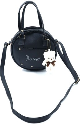 AAIFA Black Sling Bag Sling Bag