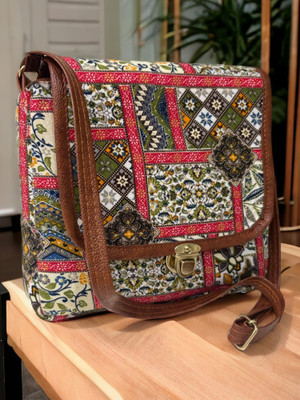 mas navi White, Brown Sling Bag Trendy|Classic|Party for Womens, Made With Best Quality