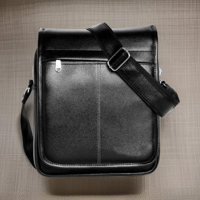 house of common Black Sling Bag Men Sling Bag extra large (S-11*8.5*3)