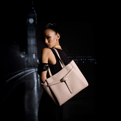 LINO PERROS Beige Tote Avril Timeless Bag