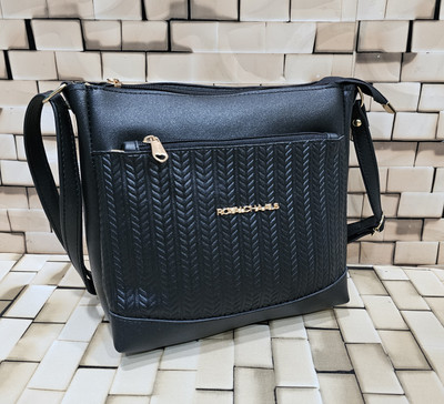 house of common Black Sling Bag PATTIIMBOSH HOC