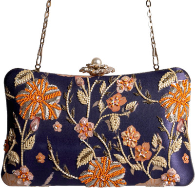Swisni Black Hand-held Bag Festive Velvet Clutch with Pearl Embroidery