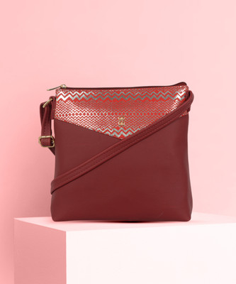 Baggit Red Satchel LXE ZELLA 3T5 E DIEGO PLUMPPIE (RED) S1