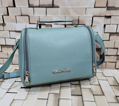 house of common Green Sling Bag DHOCHINFLB HOC