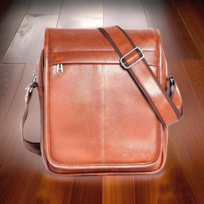 Shivra Tan Sling Bag Men Sling Bag extra large (S-11*8.5*3)
