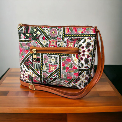mas navi Green, White Sling Bag Trendy|Specious|Party|Casual Sling Bag for Women's,Best Quality