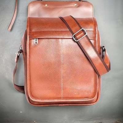 Shivra Tan Sling Bag Men Sling Bag extra large (S-12*8.5*3)
