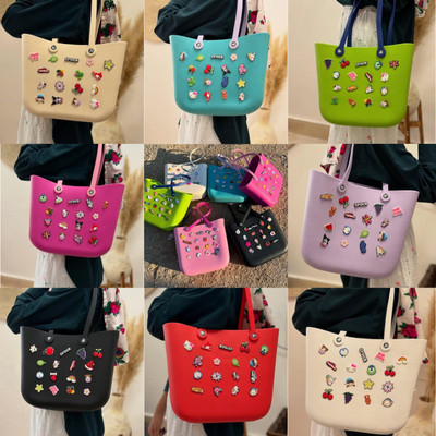 SNAAA ENTERPRISES Multicolor Tote Solid