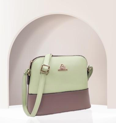 magnifique Green Sling Bag Green Sling bag for Women and Girls / Side bag / Handbag / Cross body bag