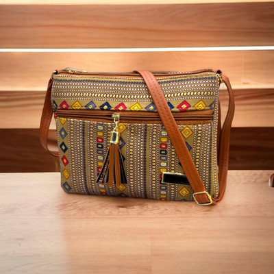 mas navi Yellow Sling Bag Trendy|Classic|Party Sling Bag for Womens, Made With Best Quality