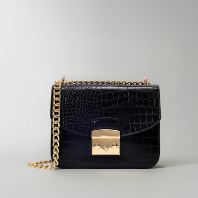 LINO PERROS Black Shoulder Bag Structured Shoulder Bag