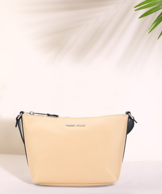 TOMMY HILFIGER Beige Sling Bag TJW ACADEMIA CROSSOVER